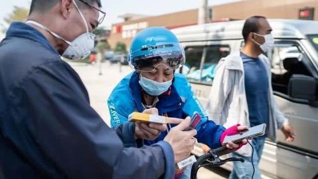 重庆女单王，全职妈妈的跑腿人生之路