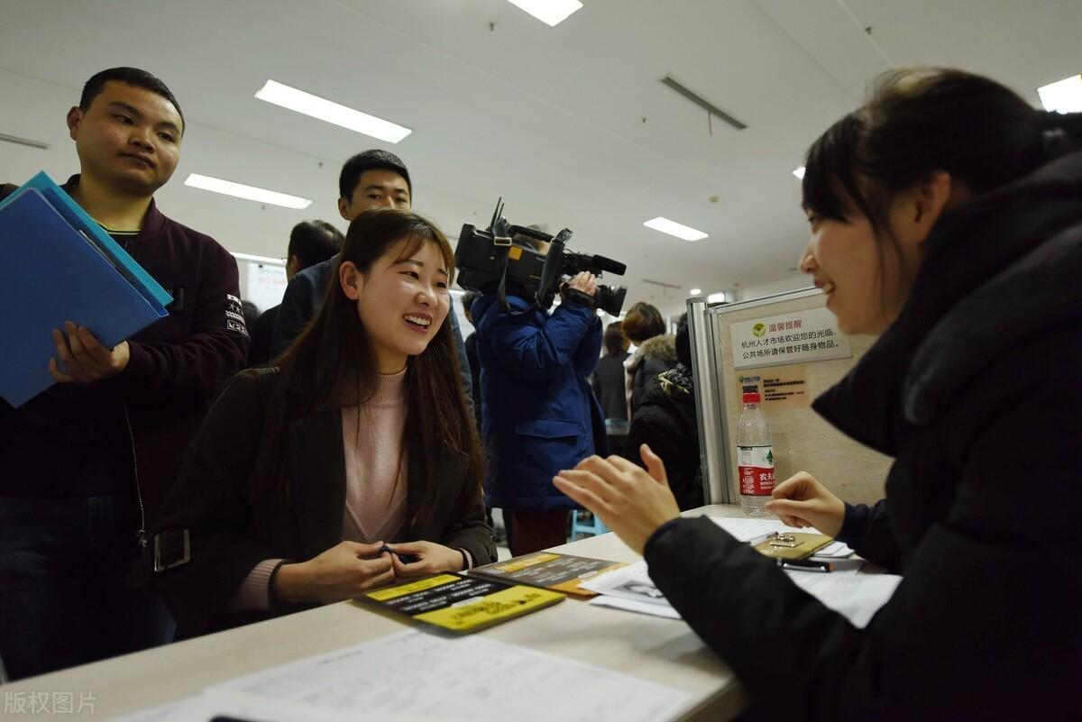 全面解析，公务员考试时间一年内的次数安排