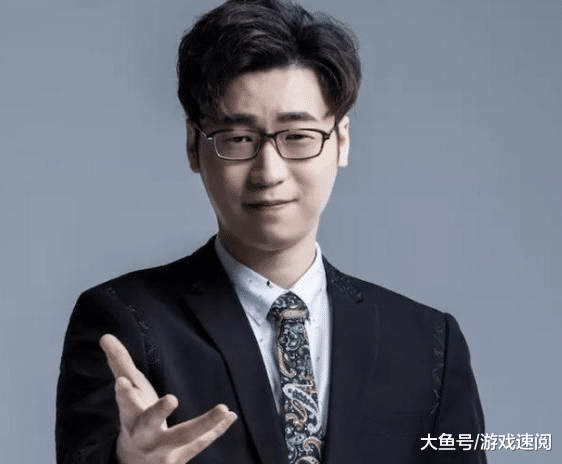 男明星温文尔雅形象背后的家暴真相，娱乐圈的表象与阴暗面