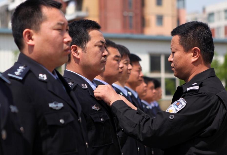 改革背景下的挑战与机遇，警察脱离公务员编制的新时代