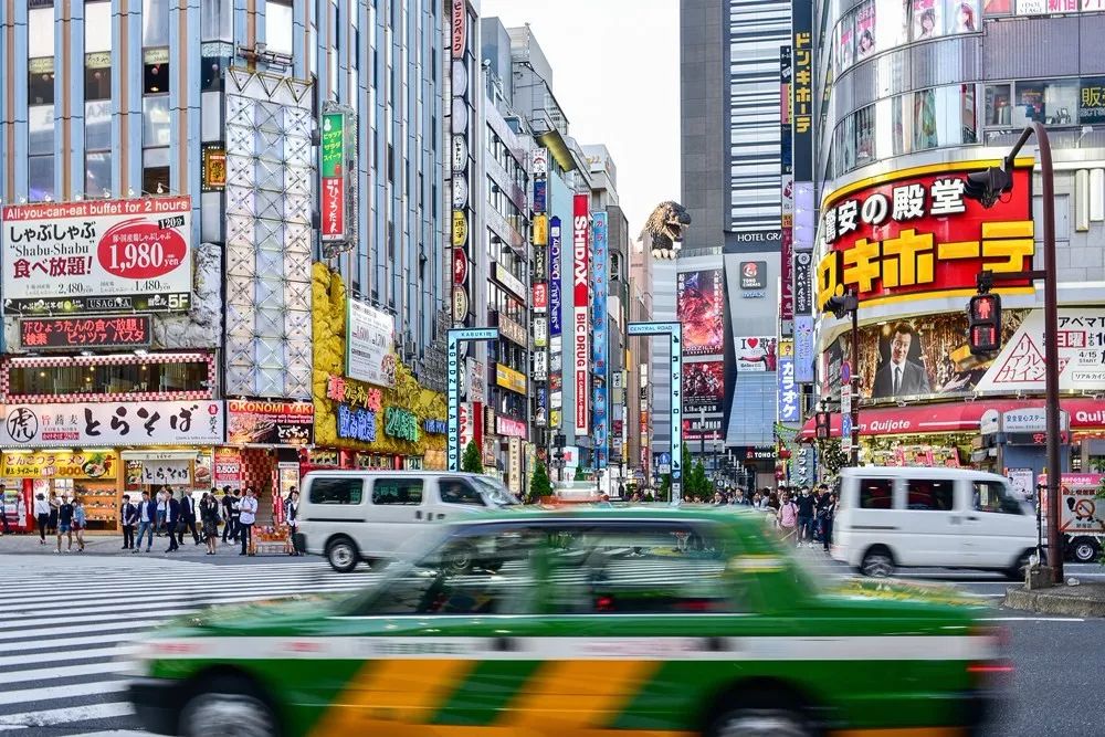 中日街景差异深度解析，以实例探究两国风貌差异