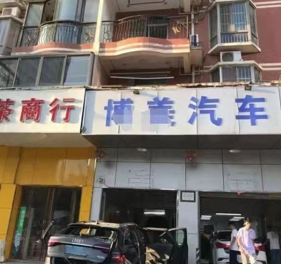 小区外墙坠落，商铺店员遭遇不幸惨案