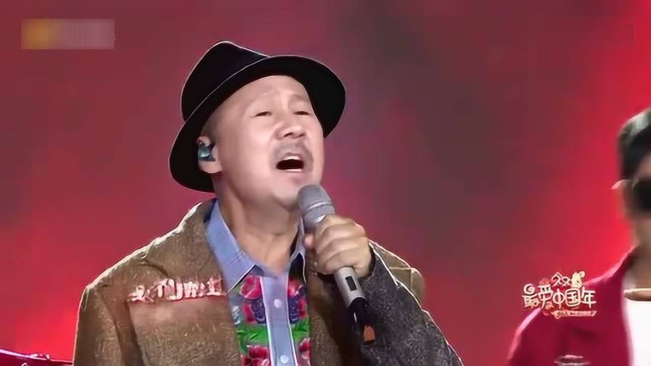 腾格尔山东春晚翻唱神曲，传统韵味与现代魅力的绝妙融合